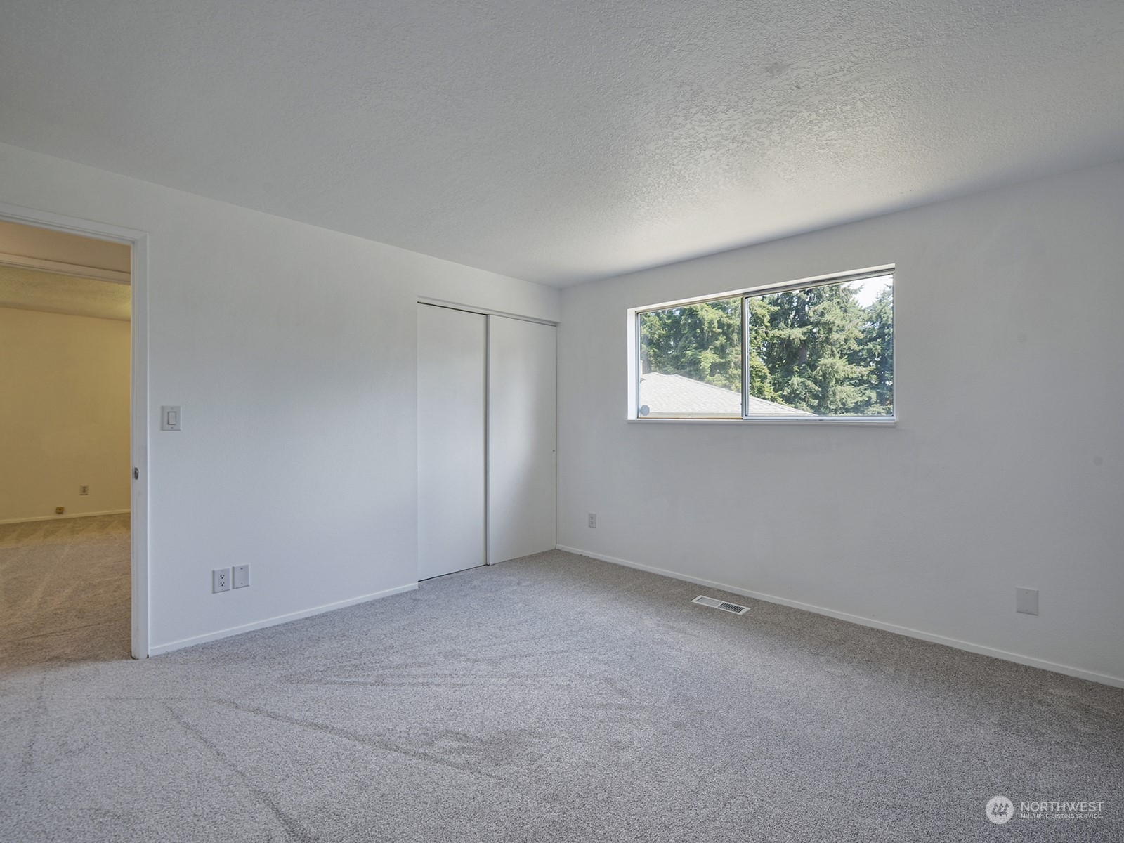 13624 Southeast 180th Street Renton, WA 98058 - Photo 16 of 24 Gallery Image 16