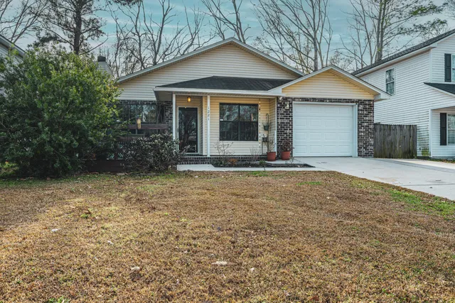 $275,000 | 1221 Jeanna Street, Summerville, SC 29486