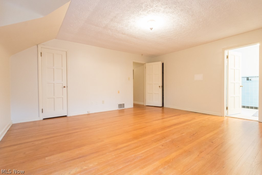 2750 Wicklow Road Cleveland, OH 44120 - Photo 28 of 35 Gallery Image 28