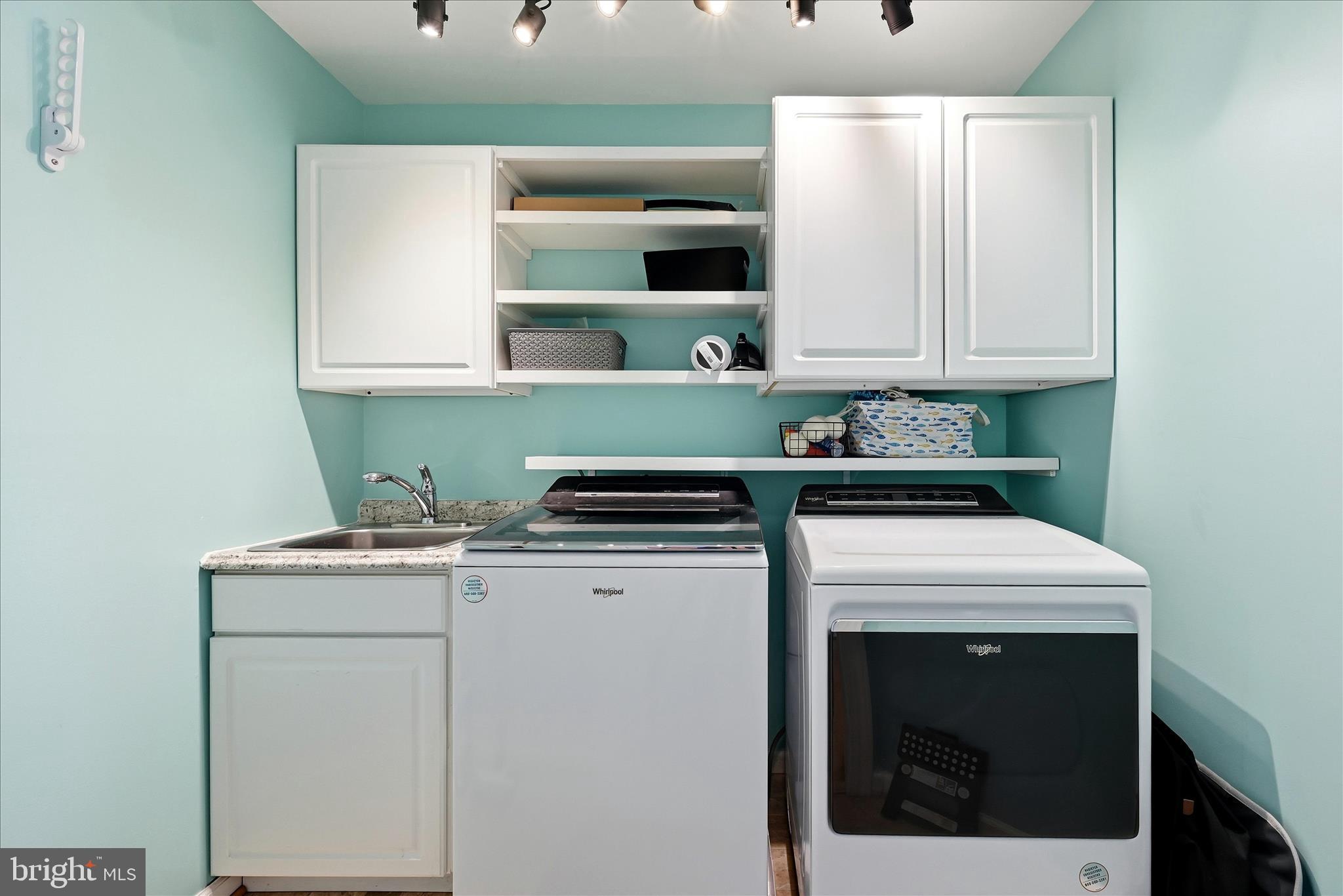 105 Garret Court Stephenson, VA 22656 - Photo 44 of 97 Laundry