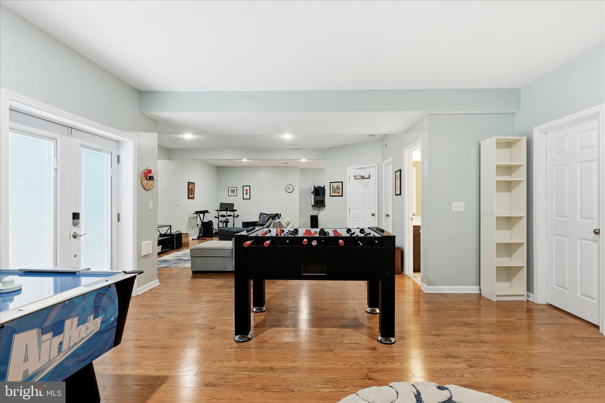 105 Garret Court Stephenson, VA 22656 - Photo 53 of 97 a living room with furniture