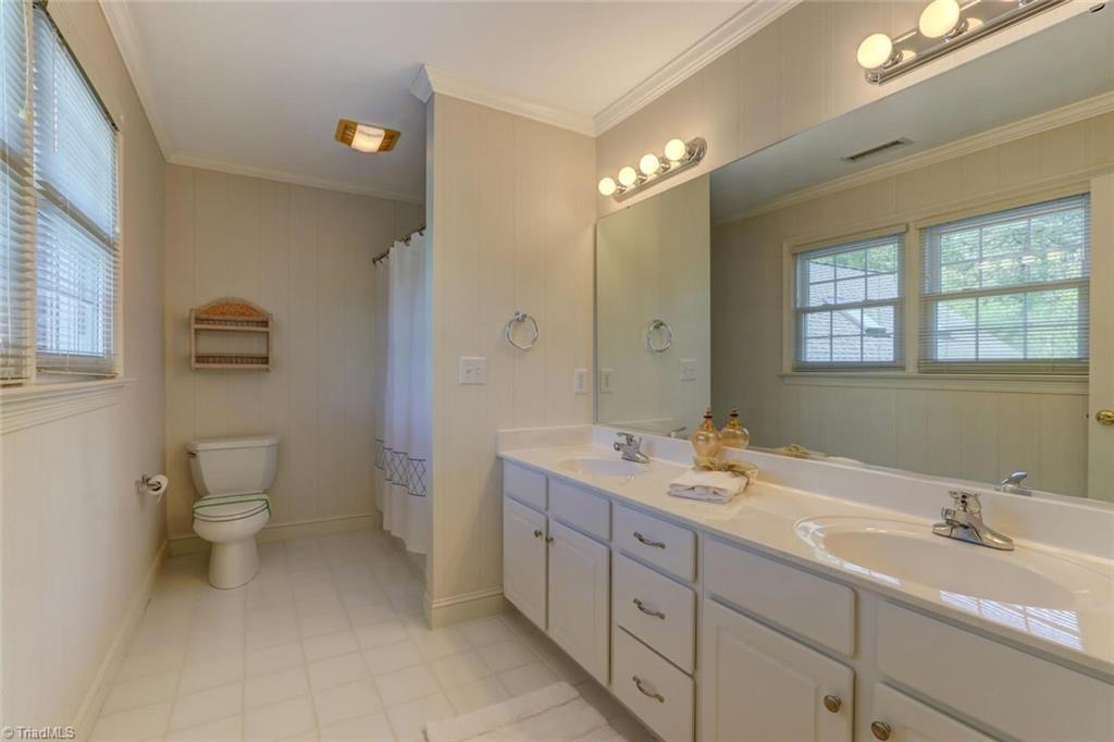 8015 Sapp Acres Lane Oak Ridge, NC 27310 - Photo 21 of 30