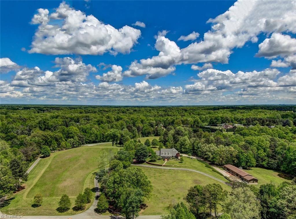 8015 Sapp Acres Lane Oak Ridge, NC 27310 - Photo 4 of 30
