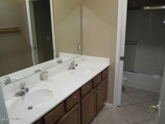6201 West Post Road Chandler, AZ 85226 - Photo 8 of 15 v