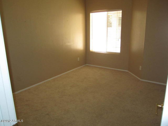 6201 West Post Road Chandler, AZ 85226 - Photo 9 of 15 v