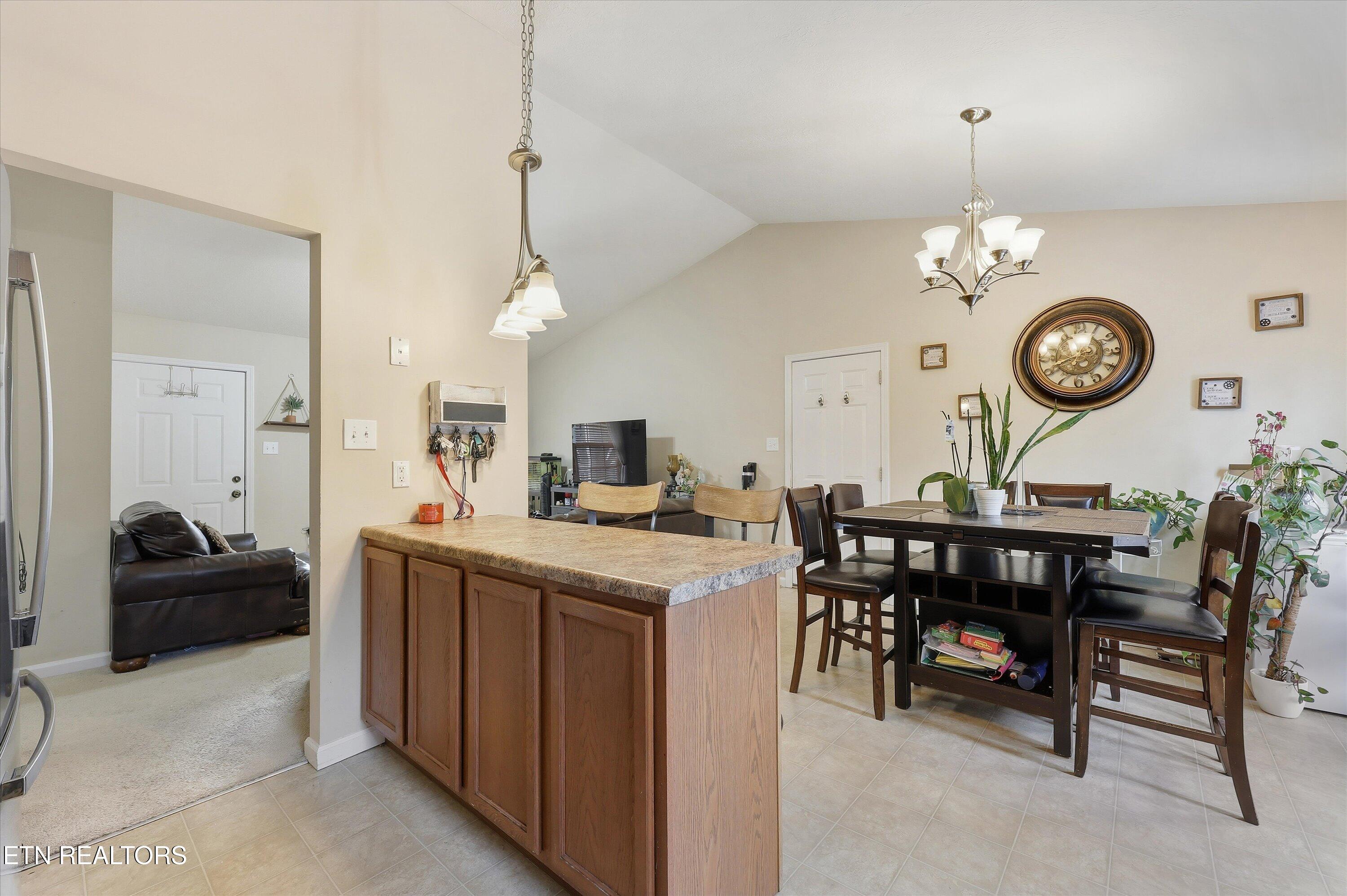 6129 Burlwood Road Knoxville, TN 37921 - Photo 14 of 35 13-6129 Burlwood Rd 19