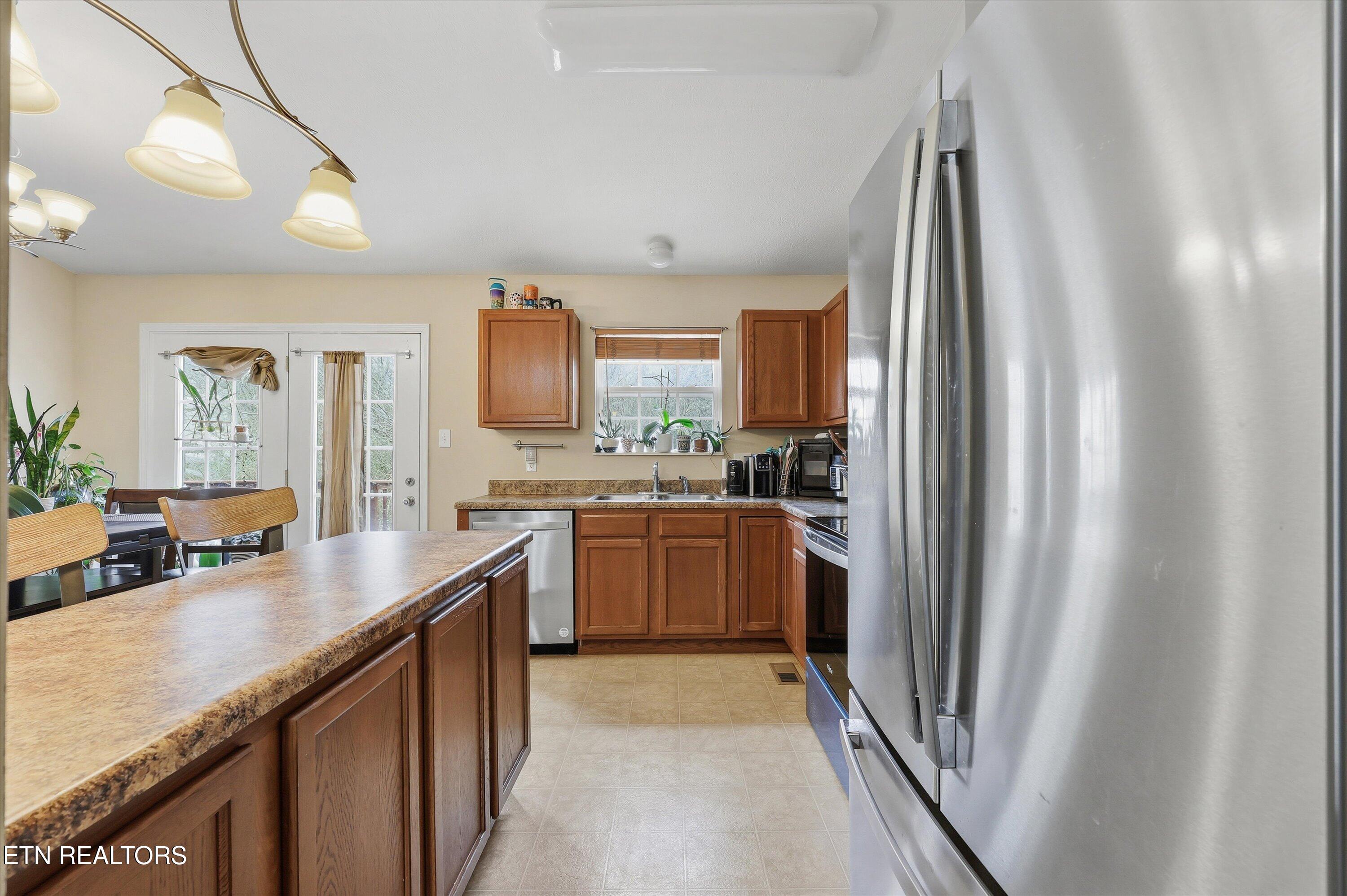 6129 Burlwood Road Knoxville, TN 37921 - Photo 15 of 35 14-6129 Burlwood Rd 20