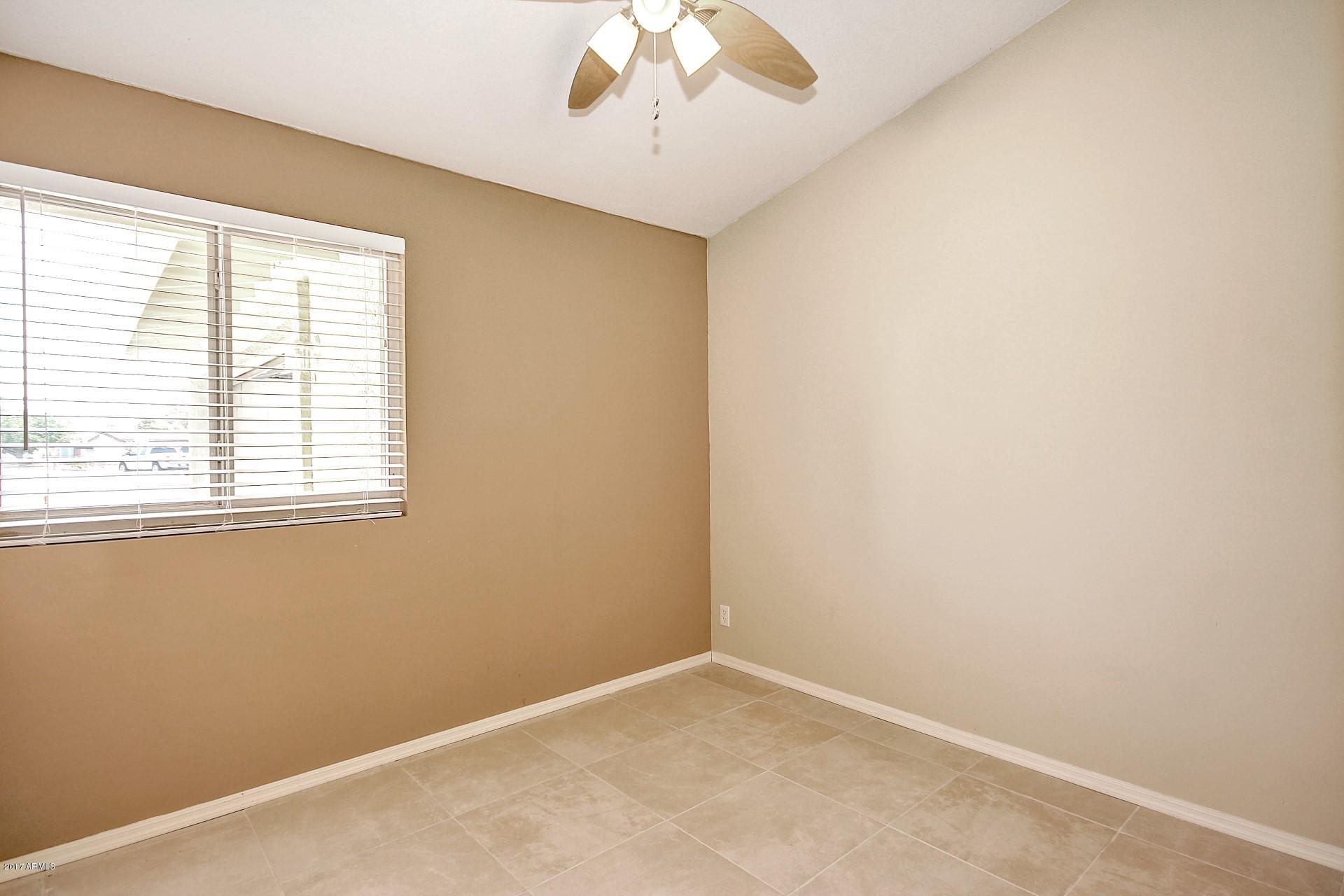 3652 West Ruth Avenue Phoenix, AZ 85051 - Photo 13 of 26 0013-Ruth (18)