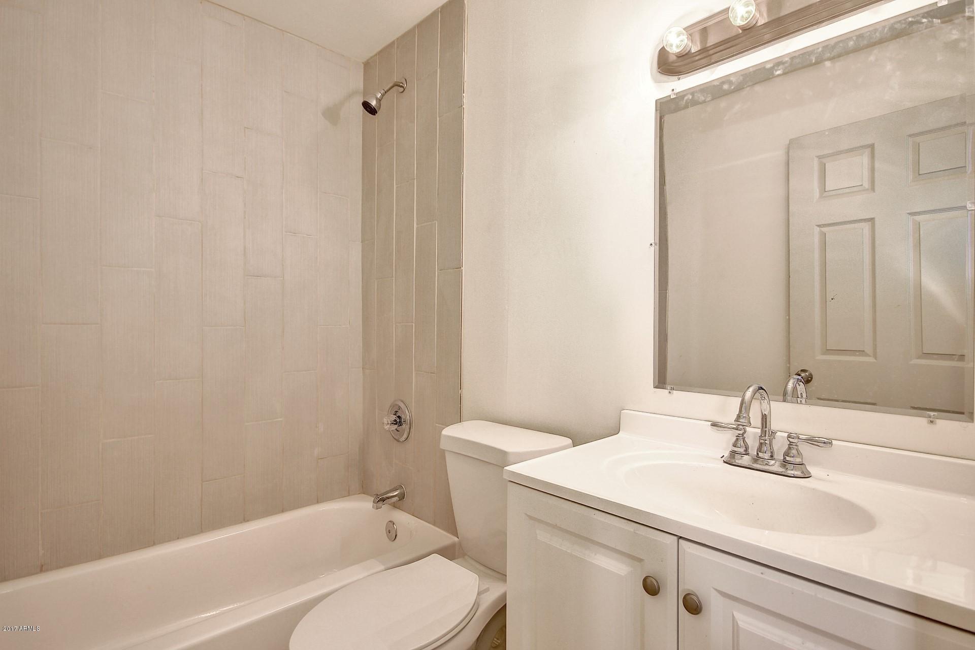 3652 West Ruth Avenue Phoenix, AZ 85051 - Photo 14 of 26 0014-Ruth (19)
