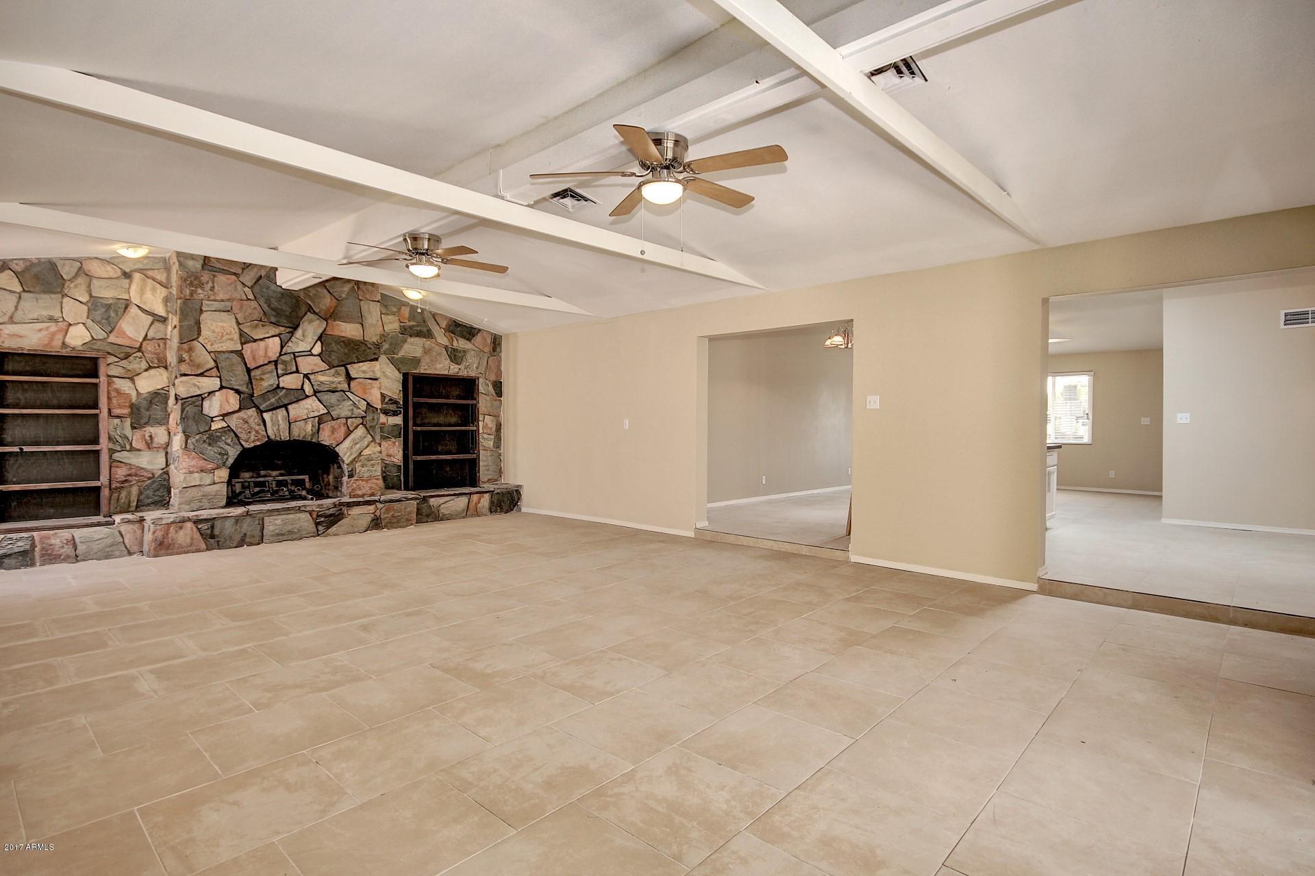 3652 West Ruth Avenue Phoenix, AZ 85051 - Photo 7 of 26 0007-Ruth (13)