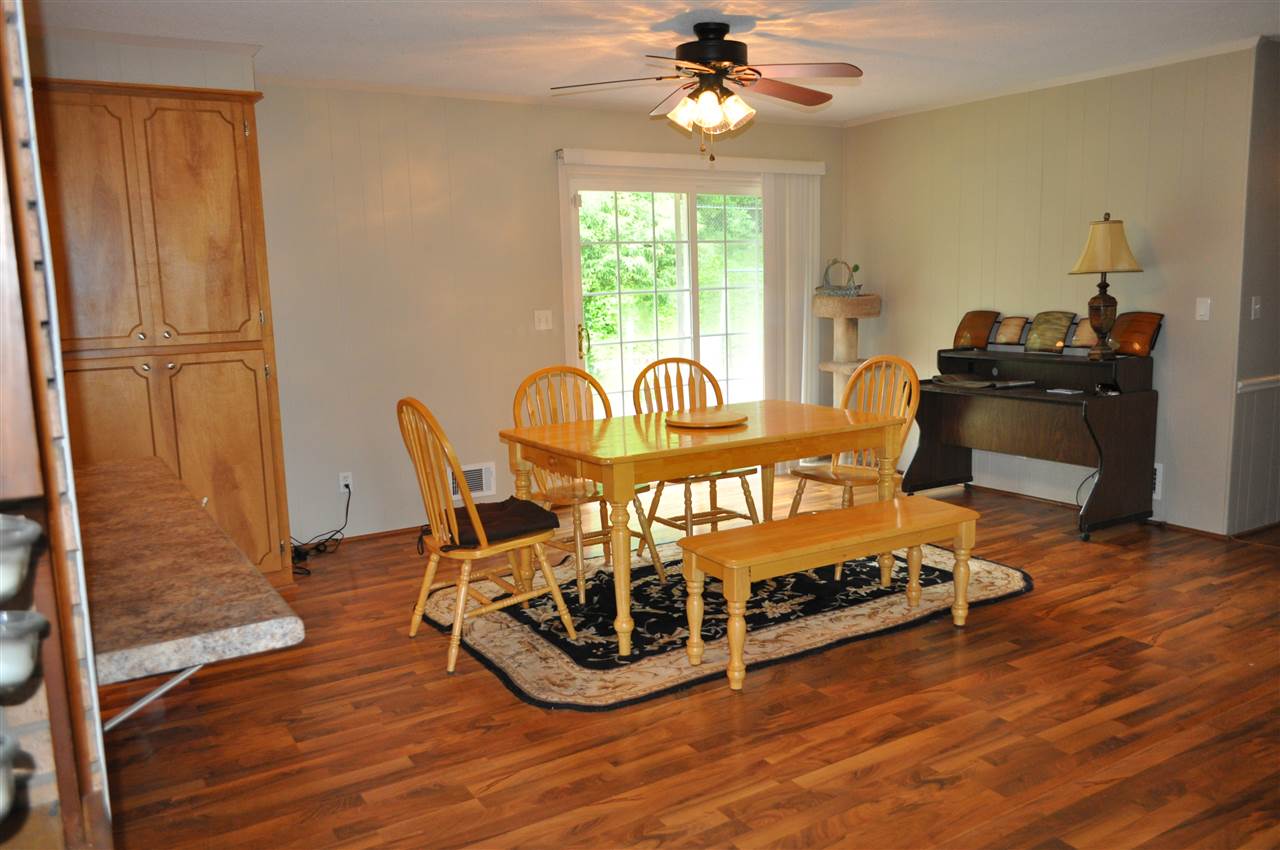 504 Old Burnett Road Boiling Springs, SC 29316 - Photo 5 of 22