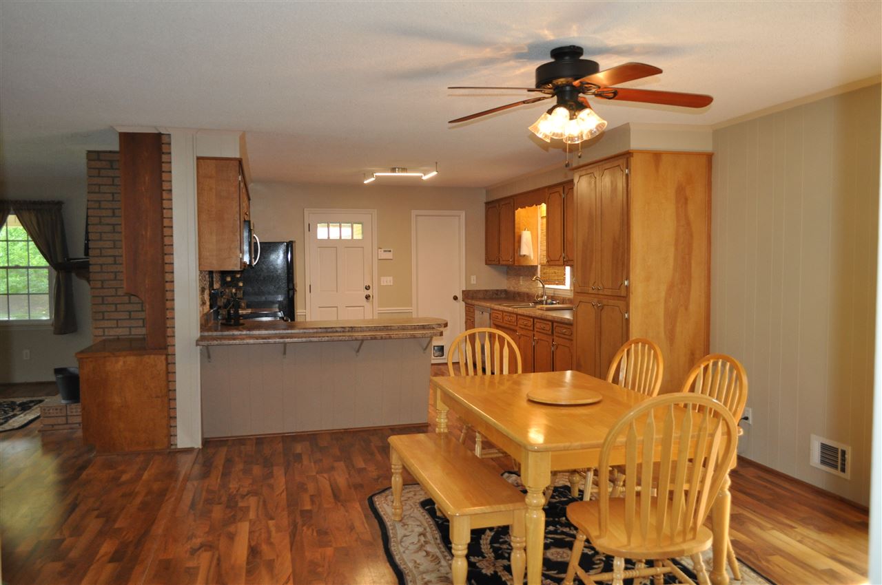 504 Old Burnett Road Boiling Springs, SC 29316 - Photo 8 of 22