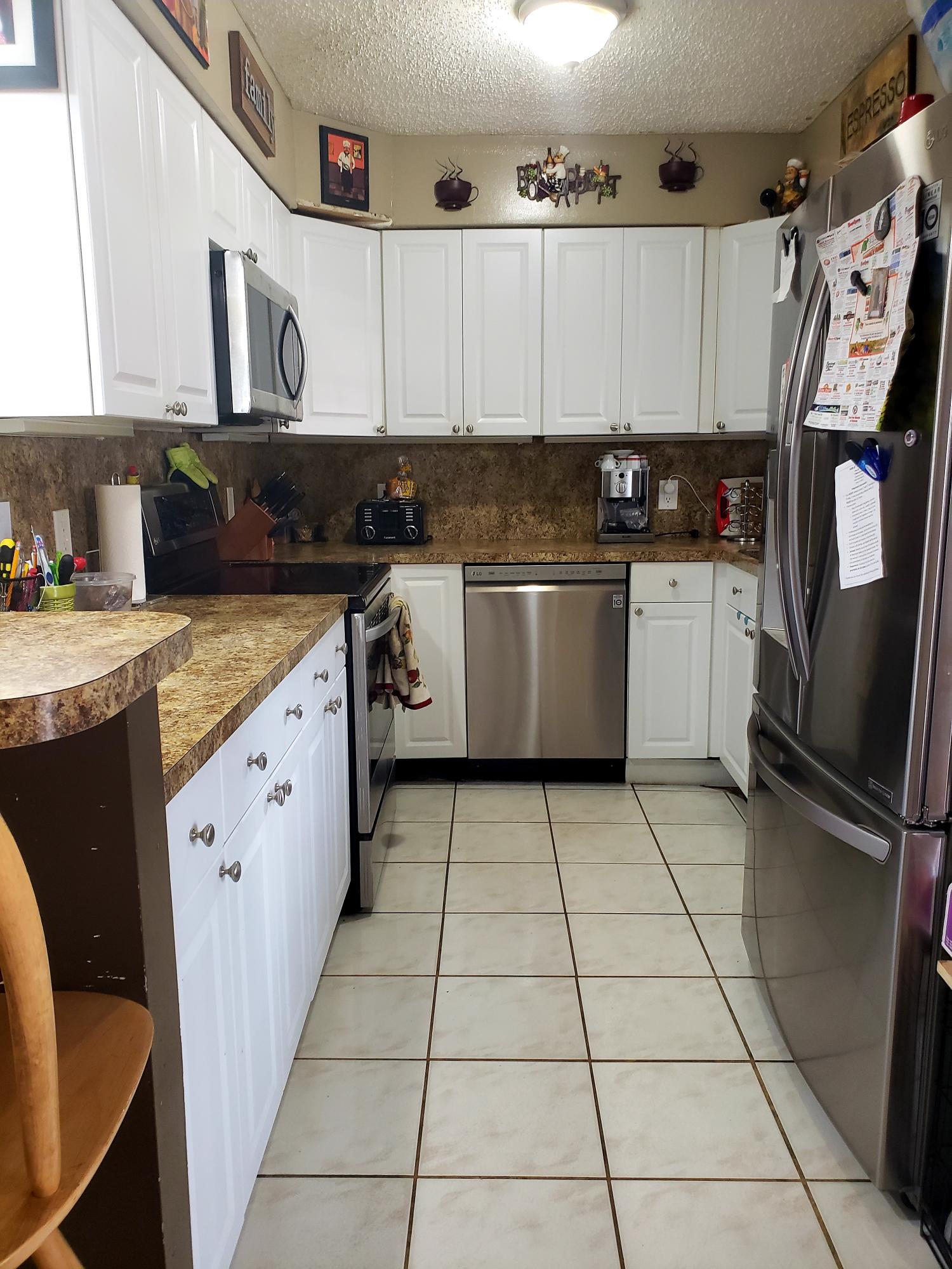 6499 Southwest 3rd Court Margate, FL 33068 - Photo 4 of 16 Kitchen