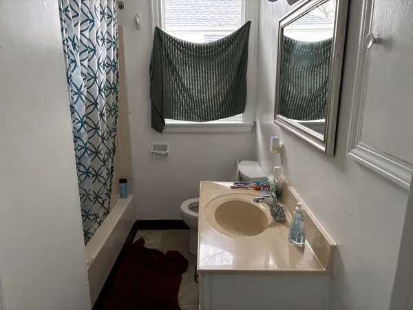 $215,000 | 805 Michigan Avenue, Sturgis, MI 49091