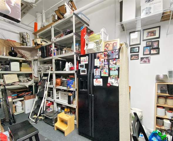 165 North Canal Street, Unit 1412 Chicago, IL 60606 - Photo 31 of 38 a view of store