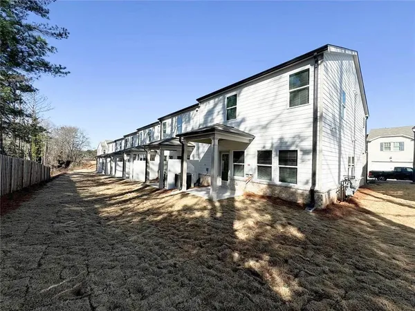 $2,500 | 4264 Holland Grv Road, Lawrenceville, GA 30044