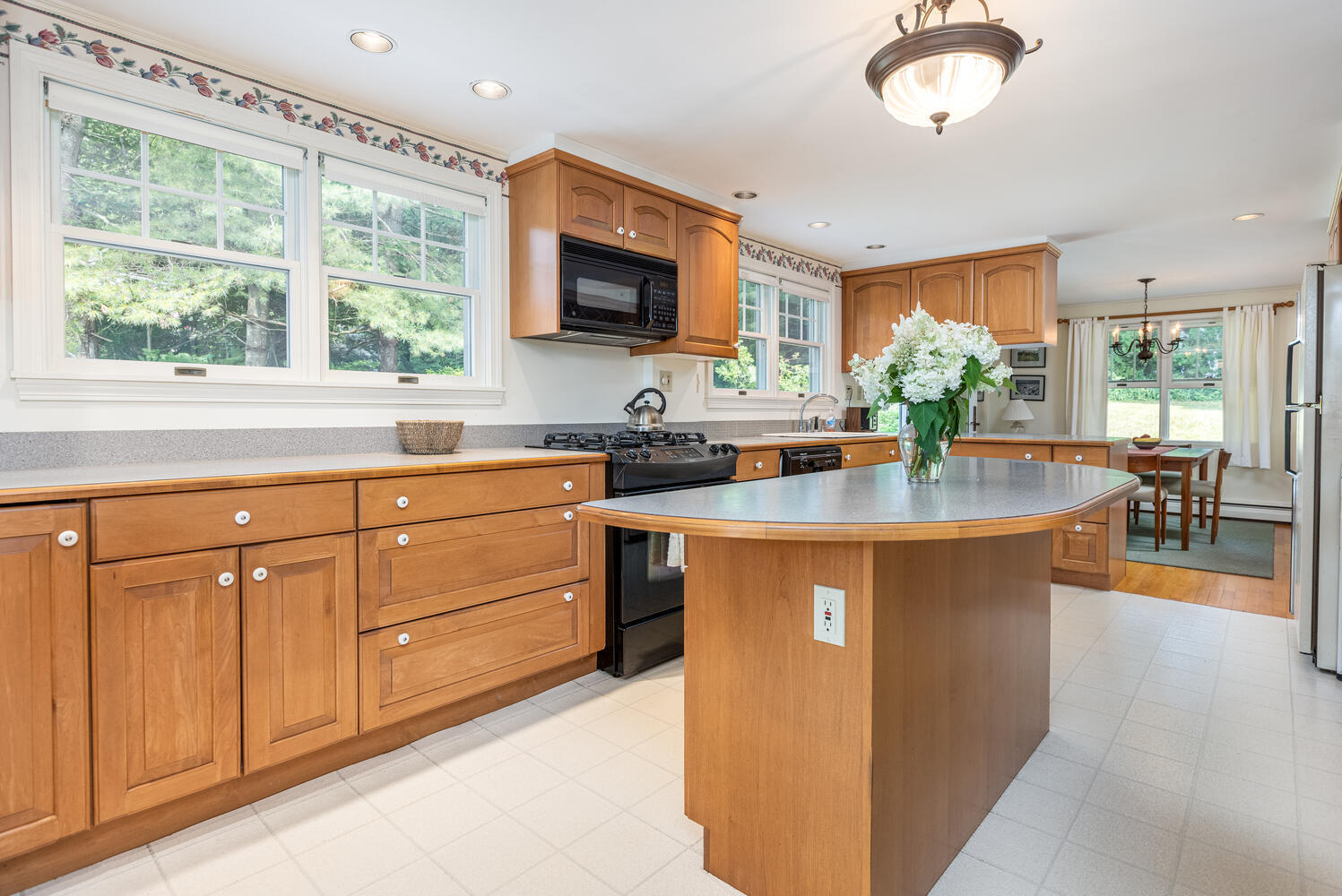 4 Wabun Road Cape Elizabeth, ME 04107 - Photo 15 of 44 4 Wabun Rd Cape Elizabeth ME-large-015-0