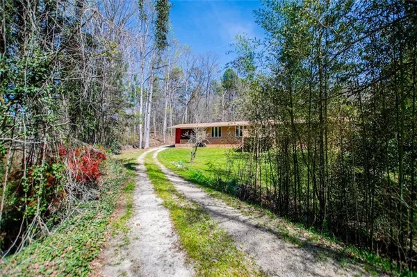 $389,900 | 1121 Highway 27 North, Bremen, GA 30110