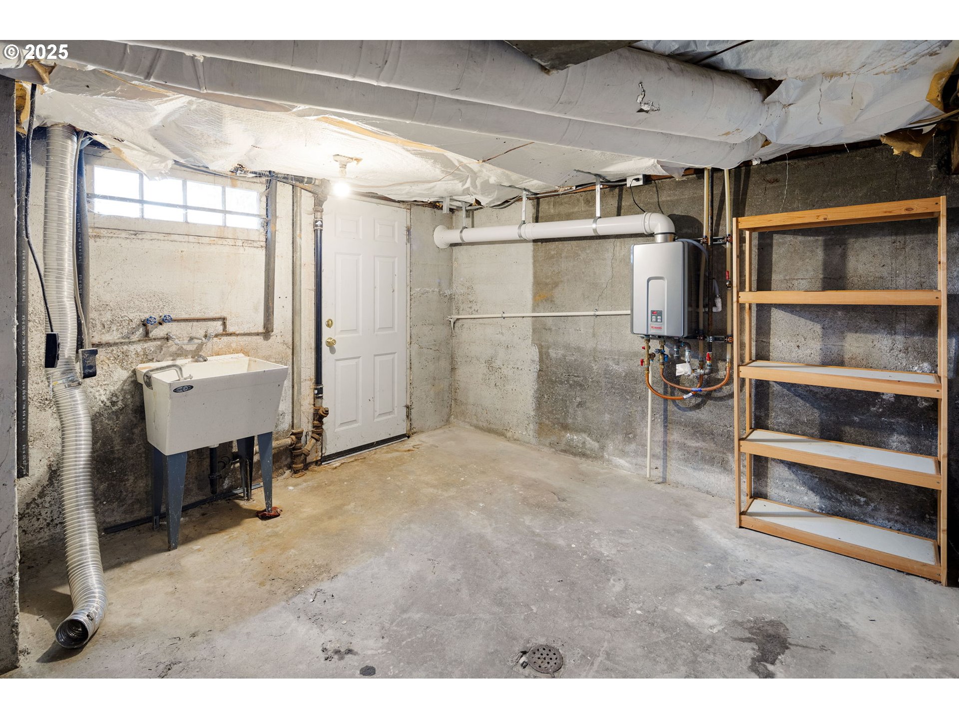 1944 Alder Street Eugene, OR 97405 - Photo 32 of 46 a view of utility room