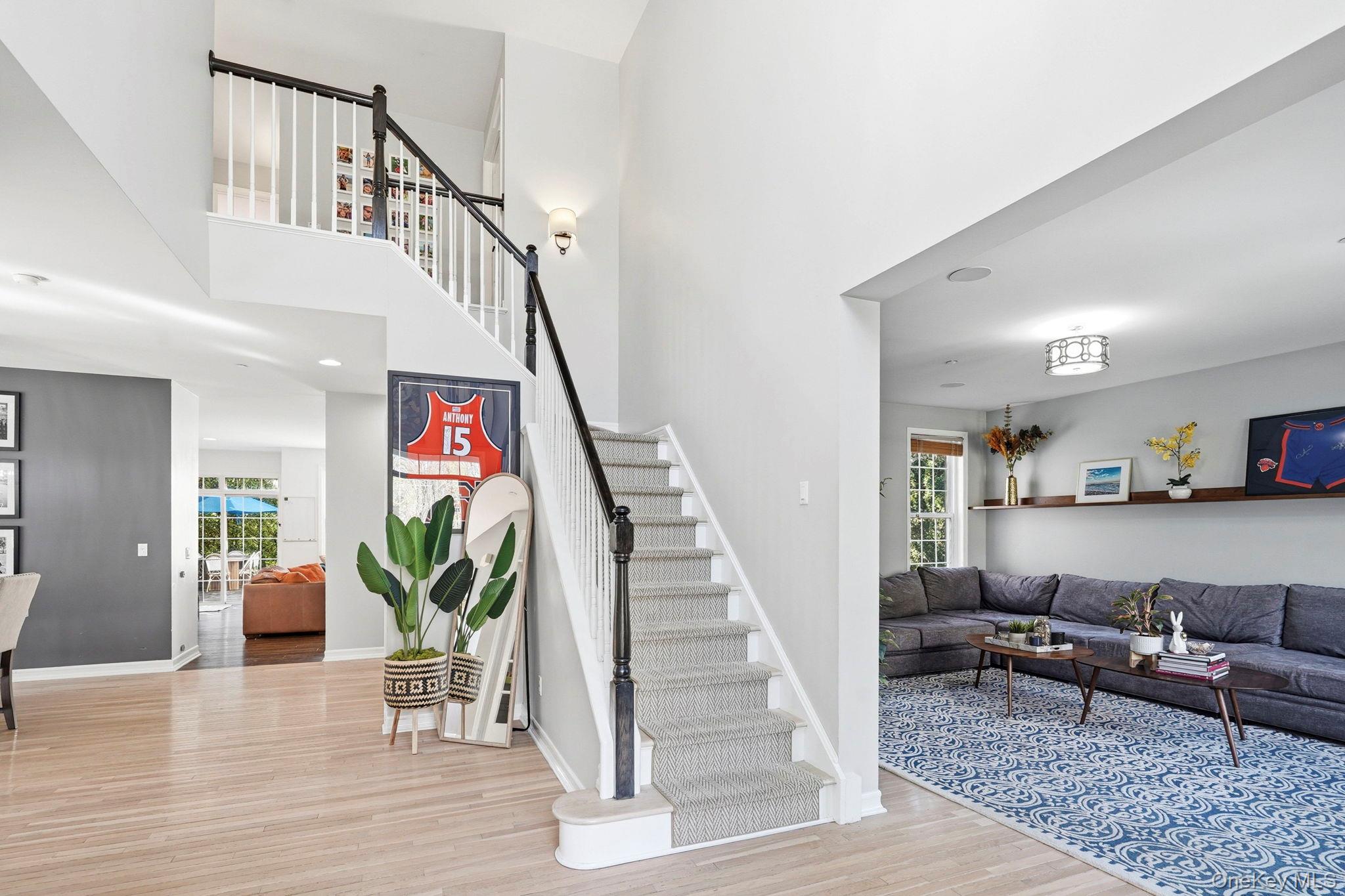 2 Legendary Circle Rye Brook, NY 10573 - Photo 2 of 32 Entrance