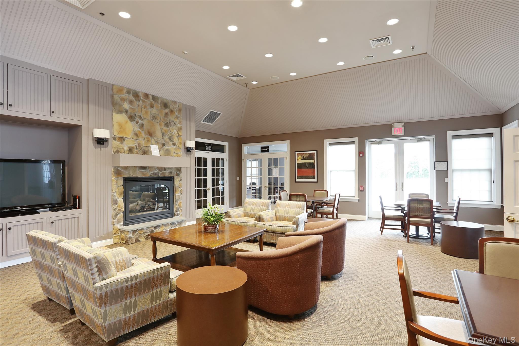 2 Legendary Circle Rye Brook, NY 10573 - Photo 30 of 32