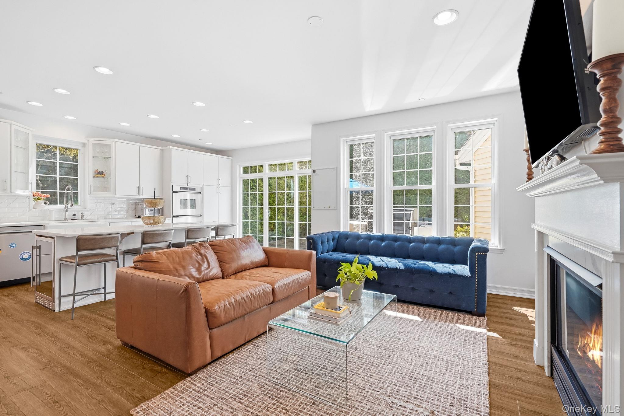 2 Legendary Circle Rye Brook, NY 10573 - Photo 8 of 32 Family room