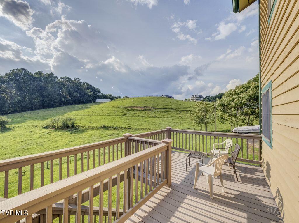 1212 Dry Hill Road Butler, TN 37640 - Photo 14 of 48 14