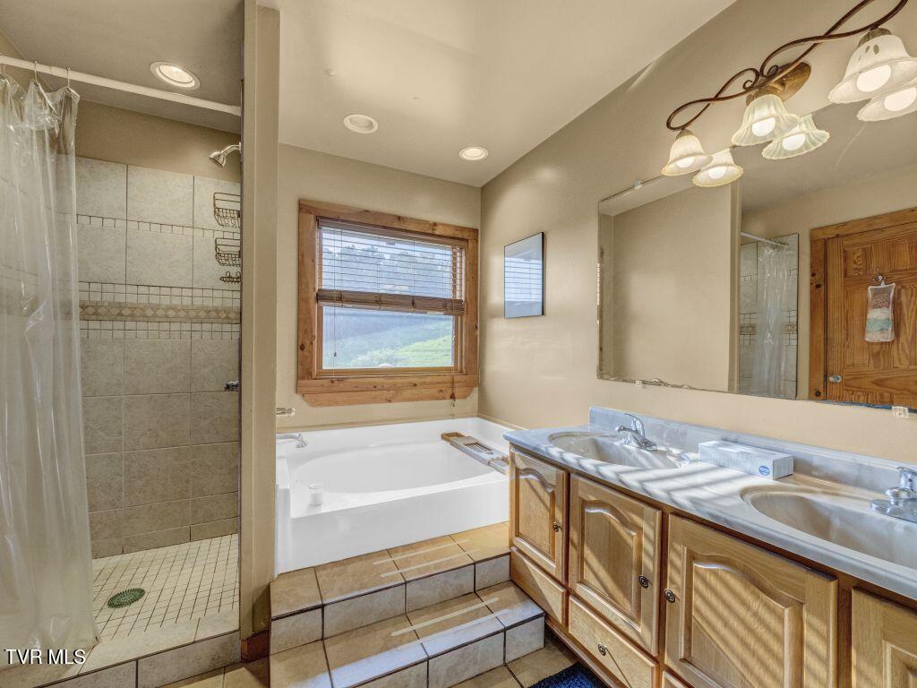 1212 Dry Hill Road Butler, TN 37640 - Photo 28 of 48 28