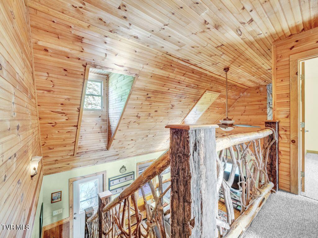 1212 Dry Hill Road Butler, TN 37640 - Photo 30 of 48 31