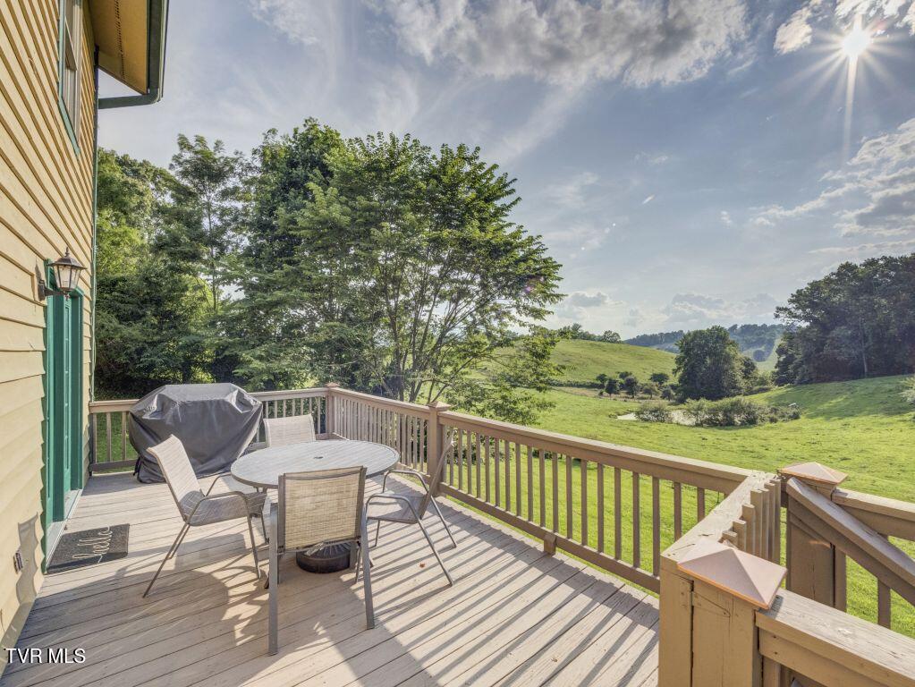 1212 Dry Hill Road Butler, TN 37640 - Photo 44 of 48 45