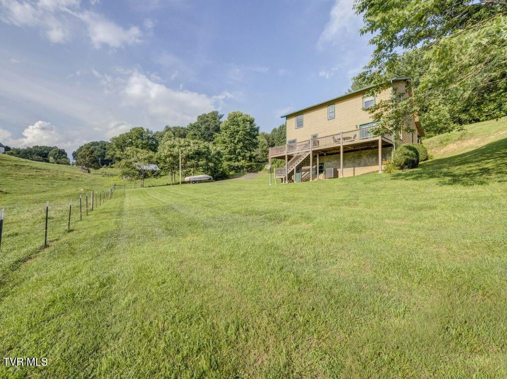 1212 Dry Hill Road Butler, TN 37640 - Photo 9 of 48 9