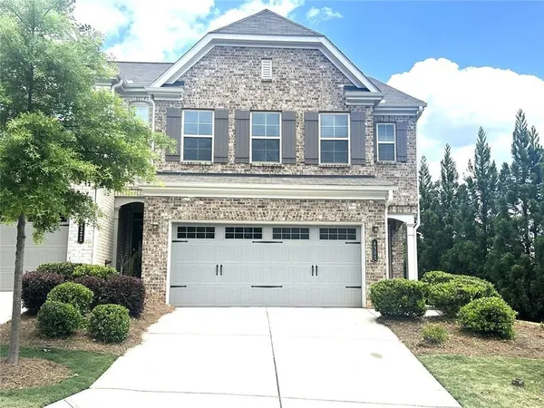 $2,500 | 4311 Lanier Park Drive, Sugar Hill, GA 30518
