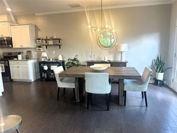 $2,500 | 4311 Lanier Park Drive, Sugar Hill, GA 30518