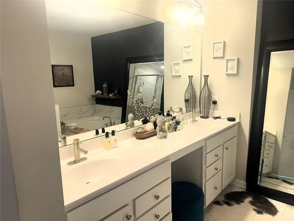 $2,500 | 4311 Lanier Park Drive, Sugar Hill, GA 30518