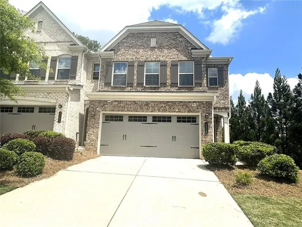 $2,500 | 4311 Lanier Park Drive, Sugar Hill, GA 30518