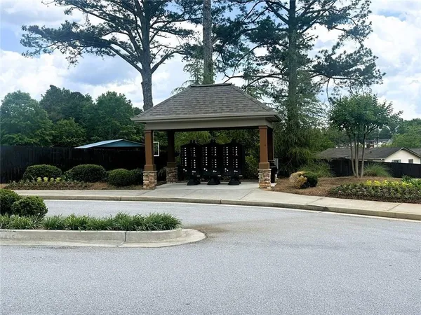 $2,500 | 4311 Lanier Park Drive, Sugar Hill, GA 30518