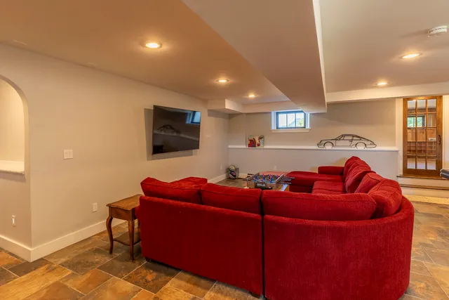 $1,738,500 | 330 Rupert Hill Road, Pawlet, VT 05775