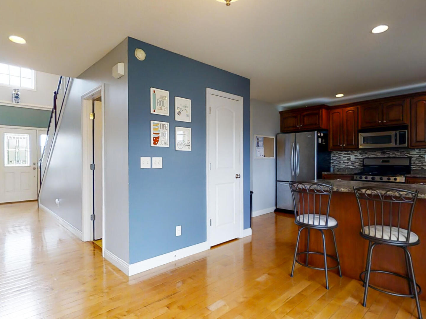 3902 Pebblebrook Lane Champaign, IL 61822 - Photo 8 of 43
