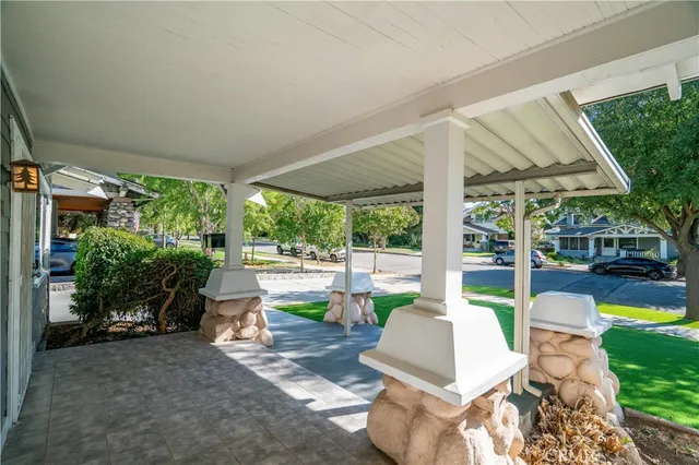 $2,900 | 511-unit 1 Alvarado Street, Redlands, CA 92373