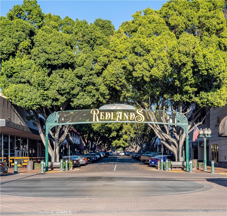 511-unit 1 Alvarado Street Redlands, CA 92373 - Photo 50 of 56 a view of street with shops