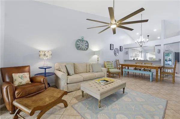 $4,000 | 5778 Greenwood Circle, Naples, FL 34112