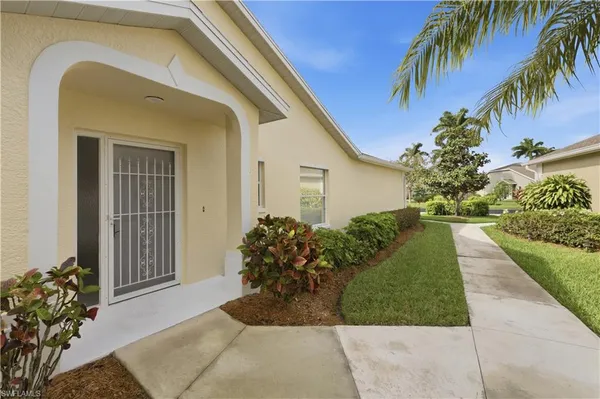 $4,000 | 5778 Greenwood Circle, Naples, FL 34112