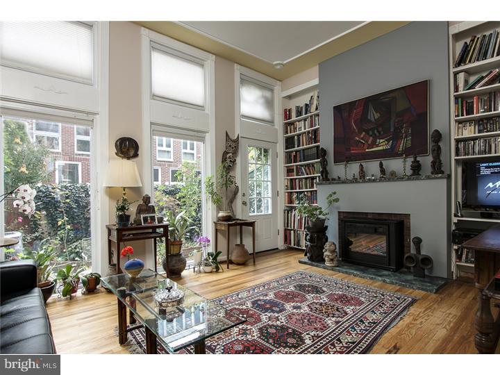 506 Addison Street Philadelphia, PA 19147 - Photo 3 of 15 Living Room