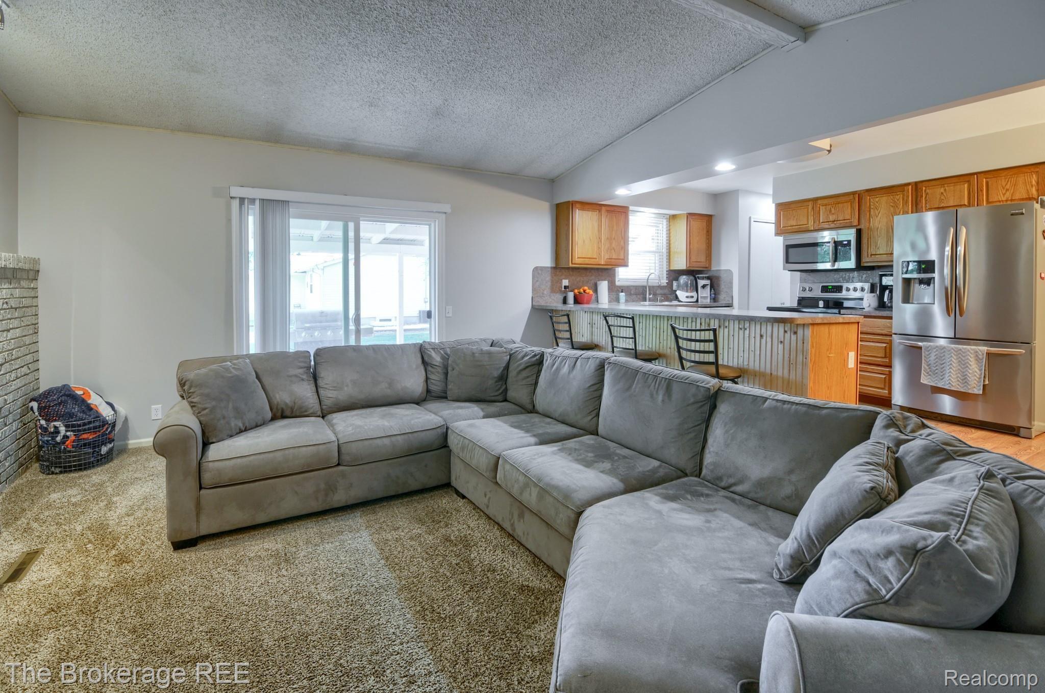 5313 Duffield Road Swartz Creek, MI 48473 - Photo 8 of 34 SD3_9159-HDR(5).jpg
