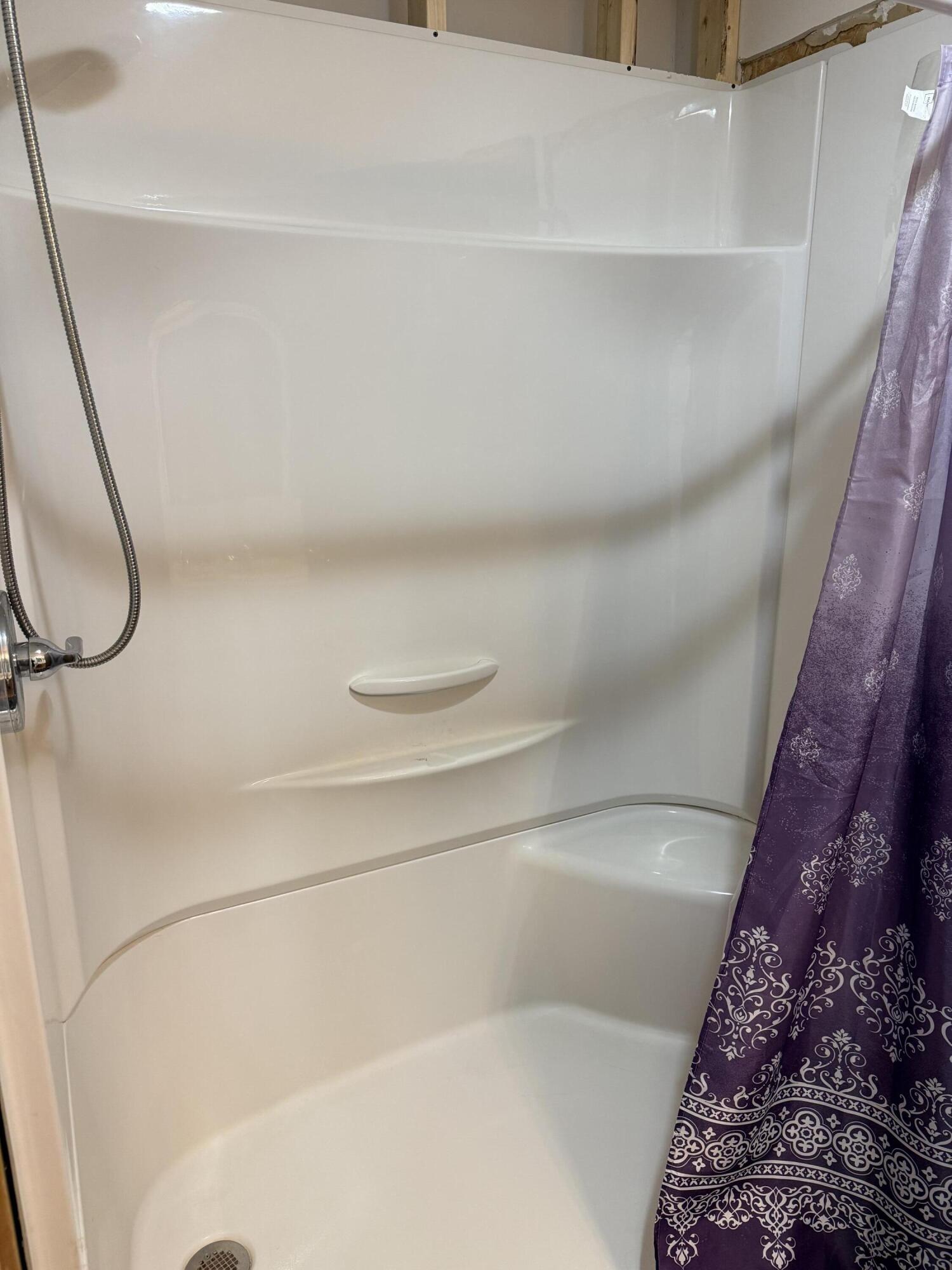 1556 Johnson Road Belding, MI 48809 - Photo 8 of 31 IMG_5176