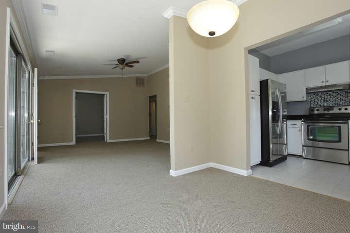 1928 Villaridge Drive, Unit B Reston, VA 20191 - Photo 12 of 18 Interior-Dining/Family Room