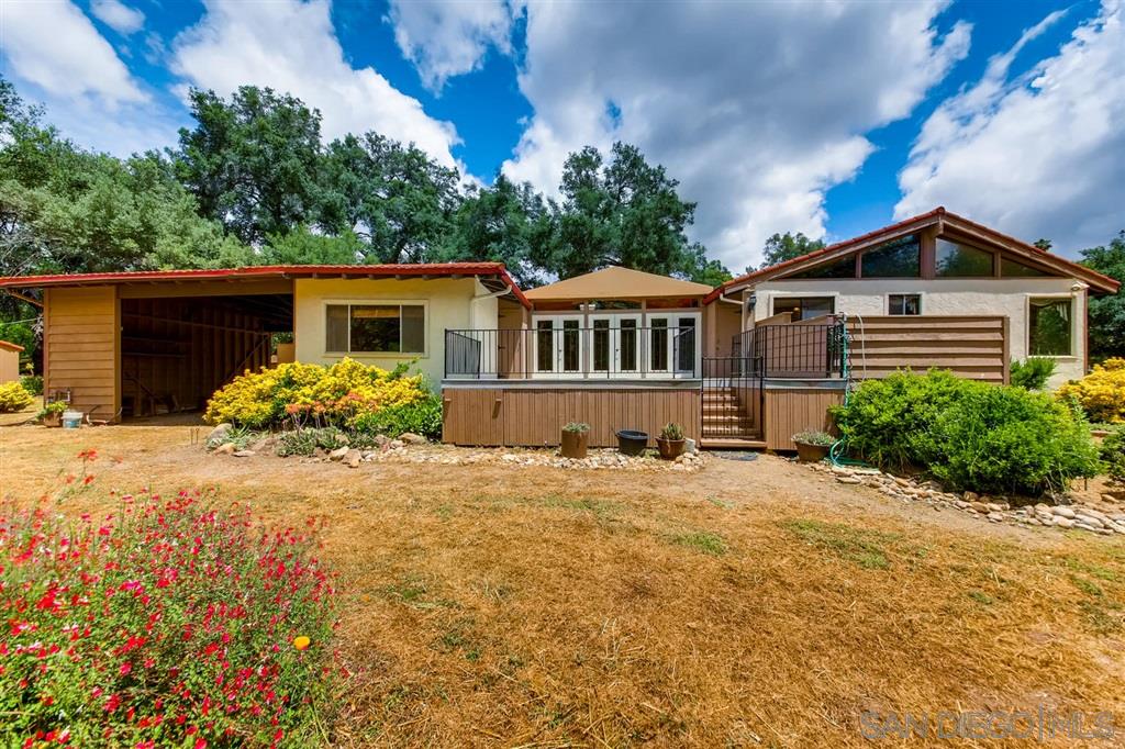 25532 Jesmond Dene Road Escondido, CA 92026 - Photo 22 of 25 Gallery Image 22