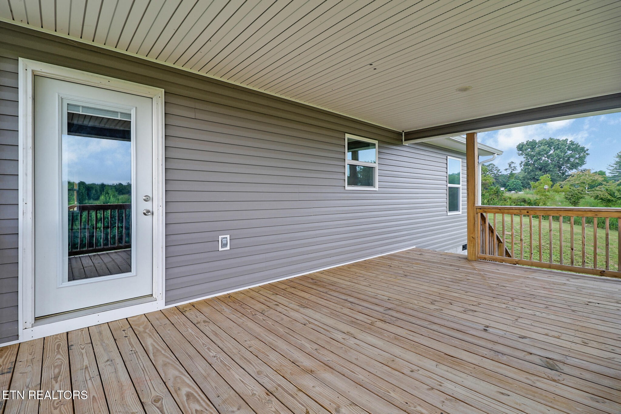 1081 Old Sunbright Road Jamestown, TN 38556 - Photo 7 of 28 Gallery Image 7