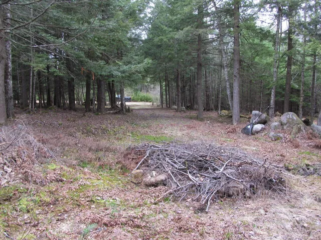 $47,900 | 52 Bradbury Ridge Road, Dixfield, ME 04224