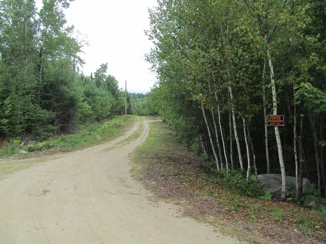 $47,900 | 52 Bradbury Ridge Road, Dixfield, ME 04224